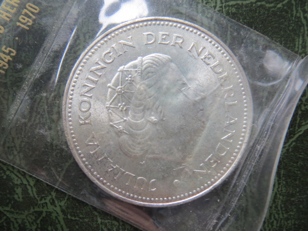 Netherlands, 10 guilders, silver, Netherlands rises again after World War II; Queen Wilhelmina and Queen Juliana, 1970 (C-NLD-1000-01)