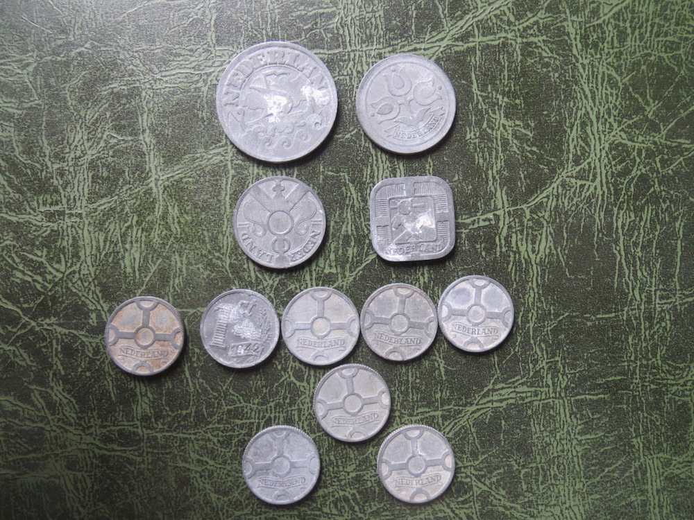 Netherlands, coins during World War II, aluminum?, 1941–1944 (C-NLD-WOII-2,5-01)