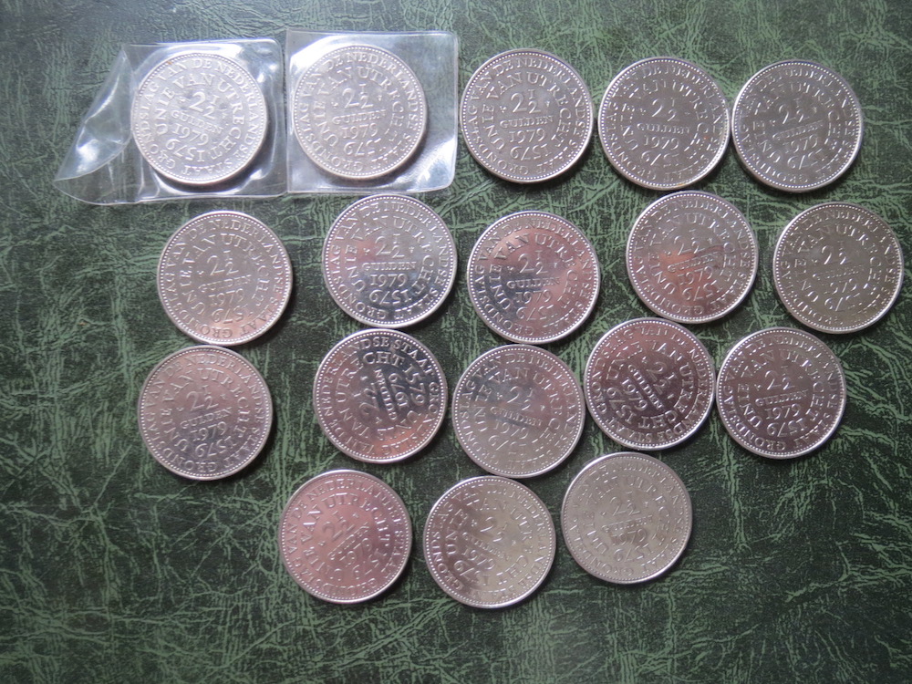 Netherlands, 2.5 guilders, silver, commemorating 1579, “Unie van Utrecht,” 1969 (C-NLD-250-03)